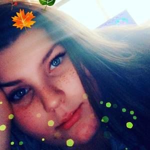 Meet your Posher, Hailey